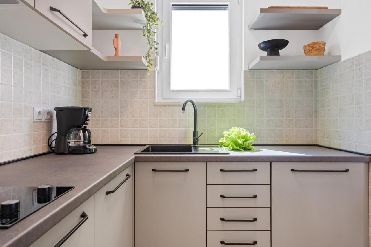 Villa Lux Promajna Kültér fotó